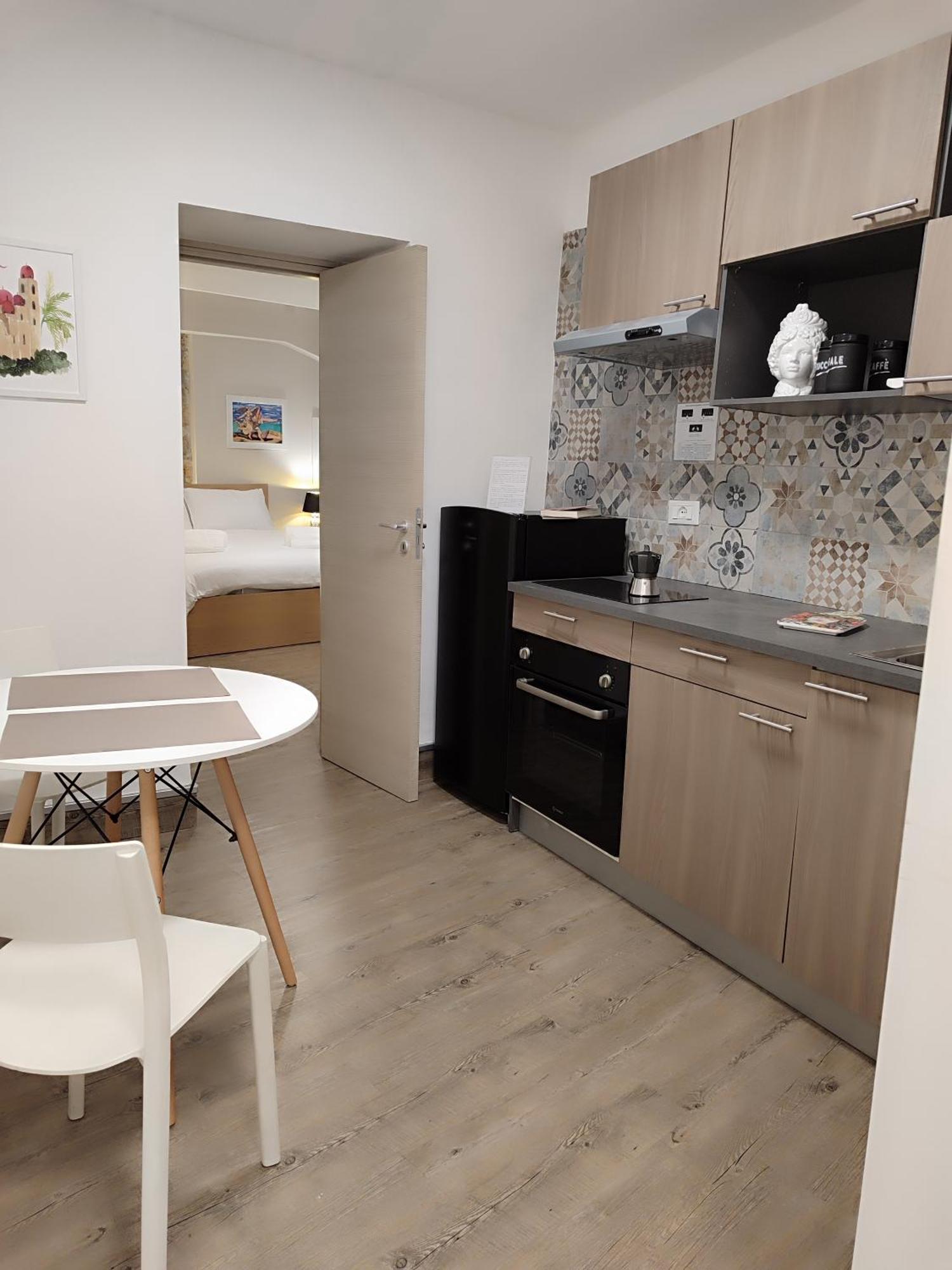 Mama7 Apartment ปาแลร์โม ภายนอก รูปภาพ